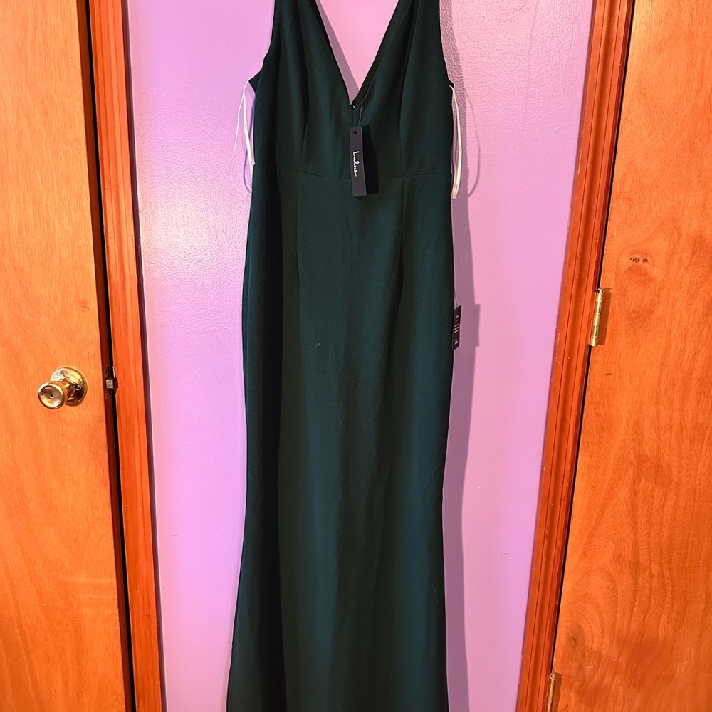 Elegant Green Evening Gown
